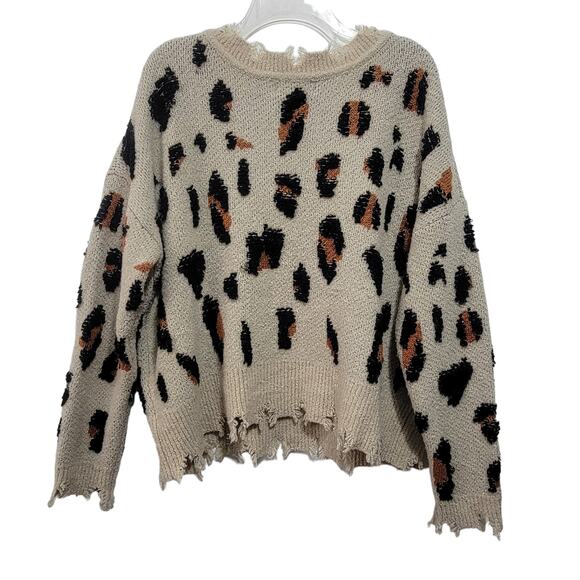 MOD on Trend Womens Cheetah Print Distressed V Neck Sweater Medium - Picture 5 of 6